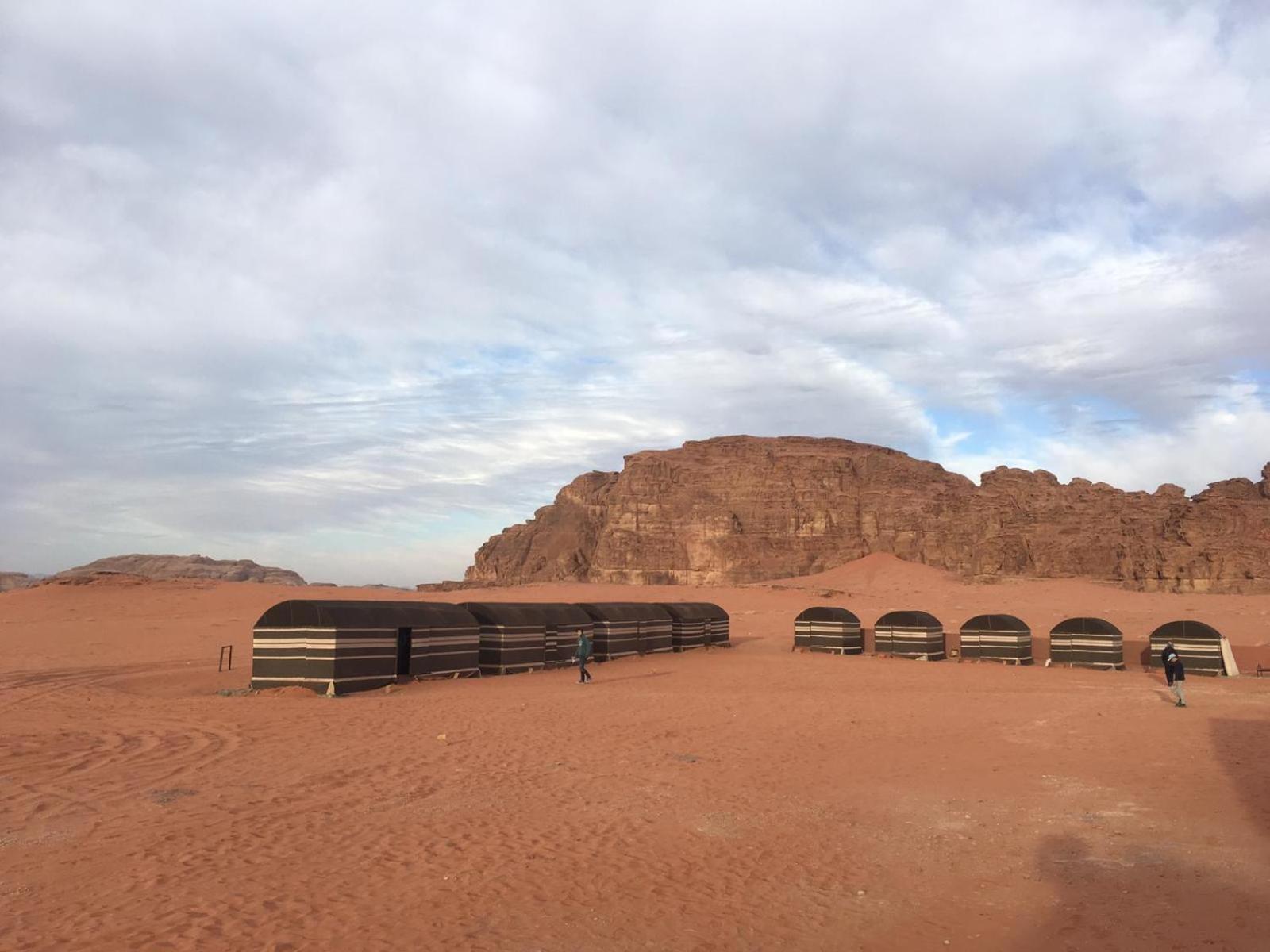 Wadi Rum Candles Camp Esterno foto